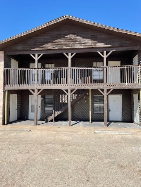 Turnkey Investment Opportunity – Fully Leased Quadplex in Monahans, TX!  Invest in steady cash flow with this fully leased quadplex in the thriving community of Monahans, TX! This multi-family property features four well-maintained units, each designed for comfort and efficiency. With 100% occupancy, investors can enjoy immediate rental income and strong ROI potential in a high-demand rental market.