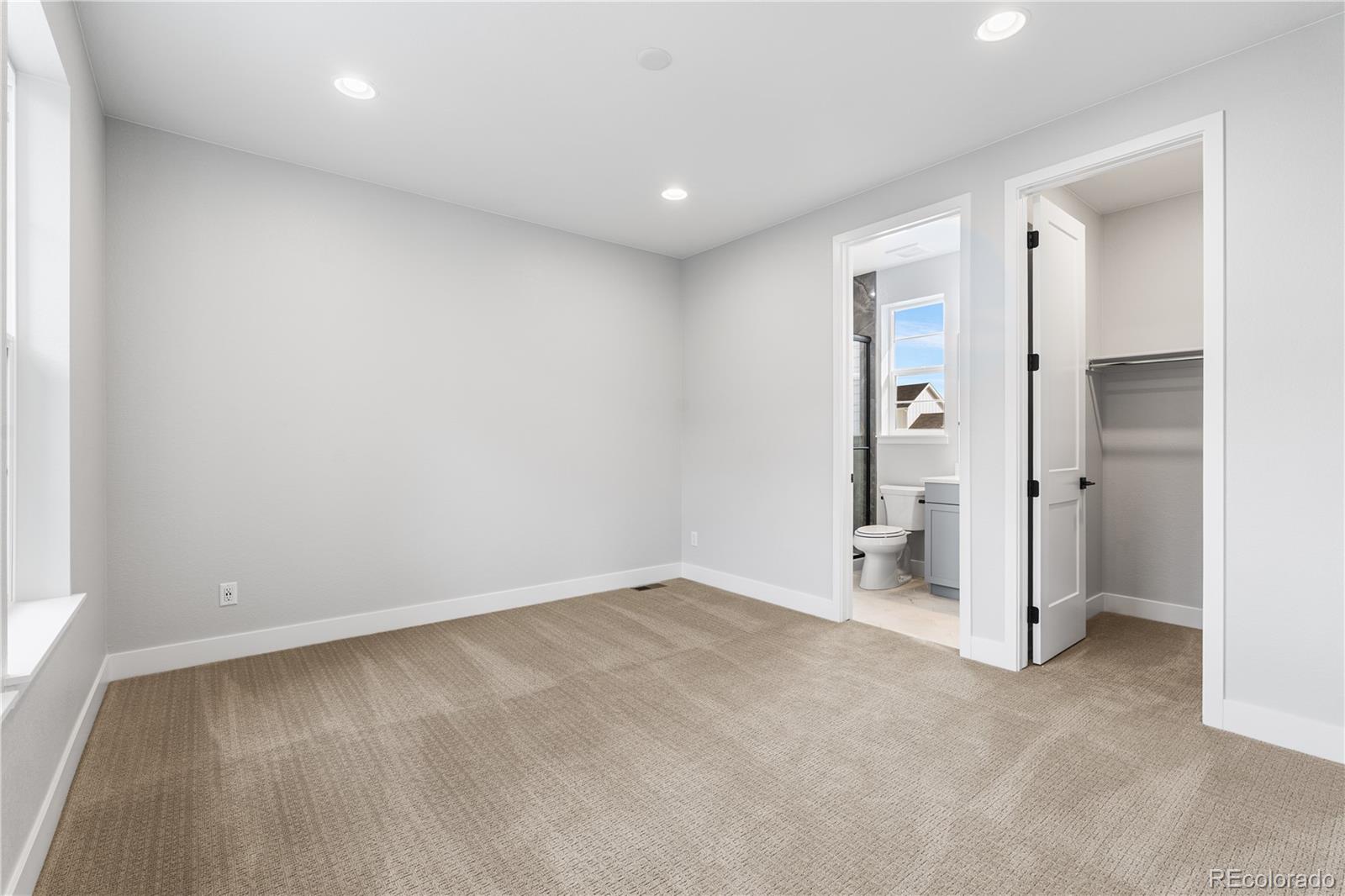 6529 Still Pine Circle