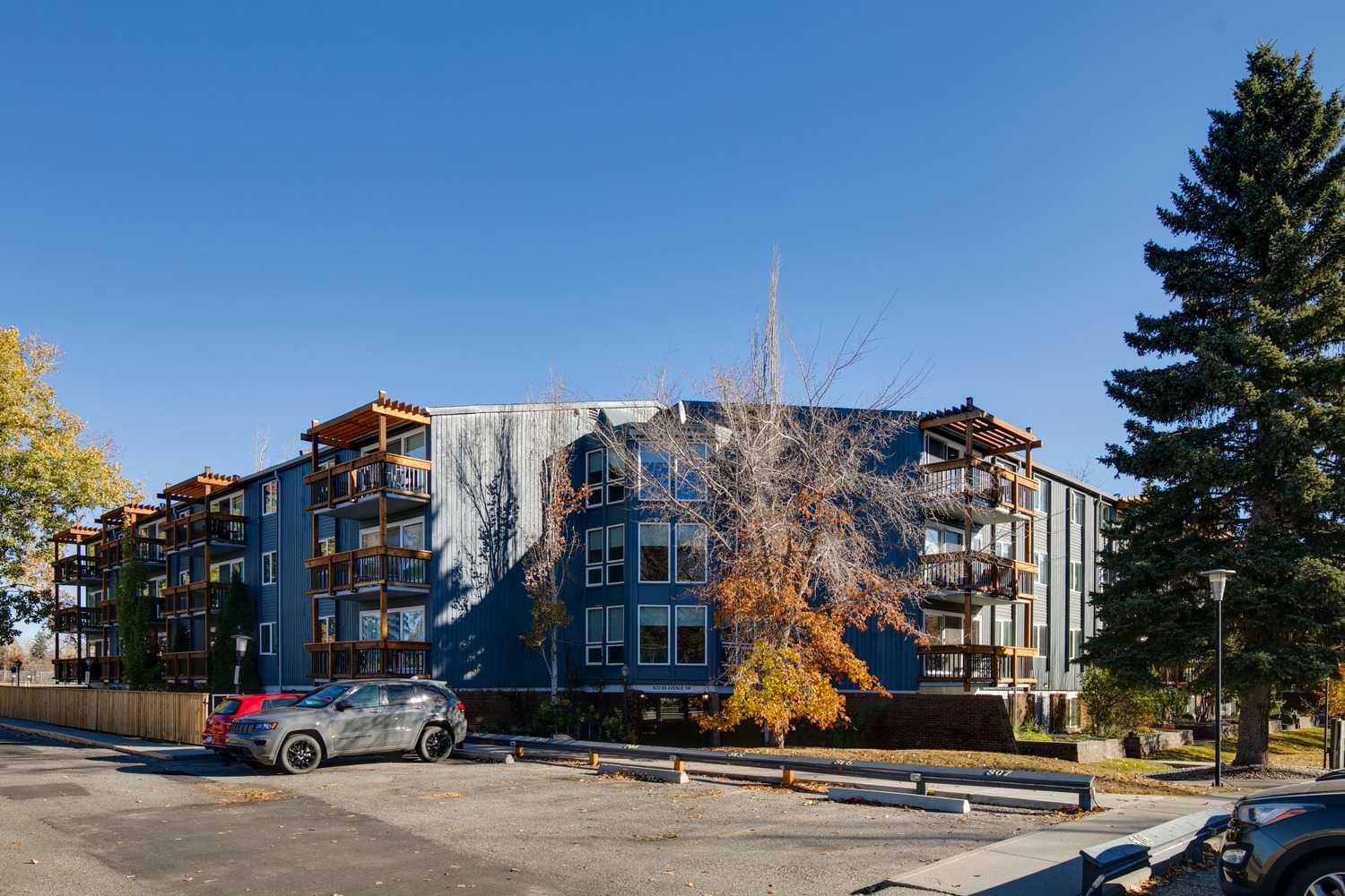 820 89 Avenue SW 131, Calgary, AB 