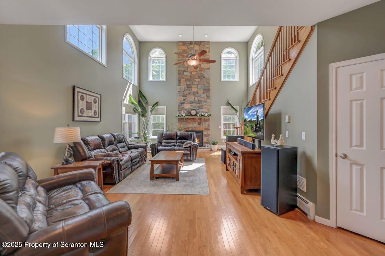 172 Constitution Drive