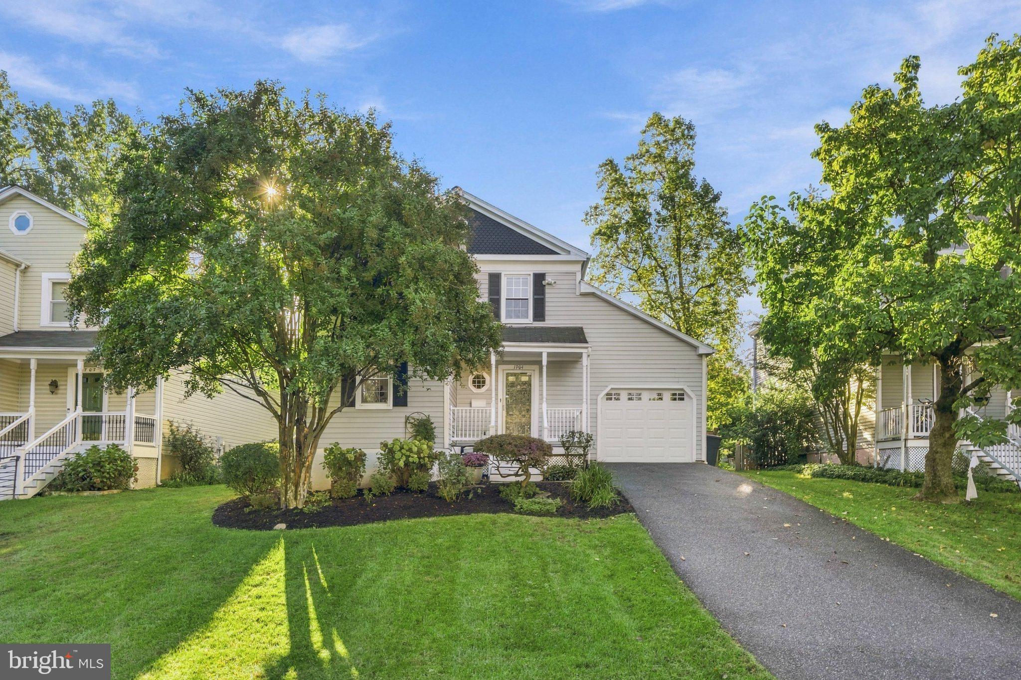 1704 Bartholomew Court