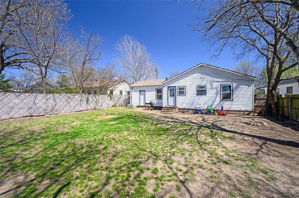 2106 N Alexander Street