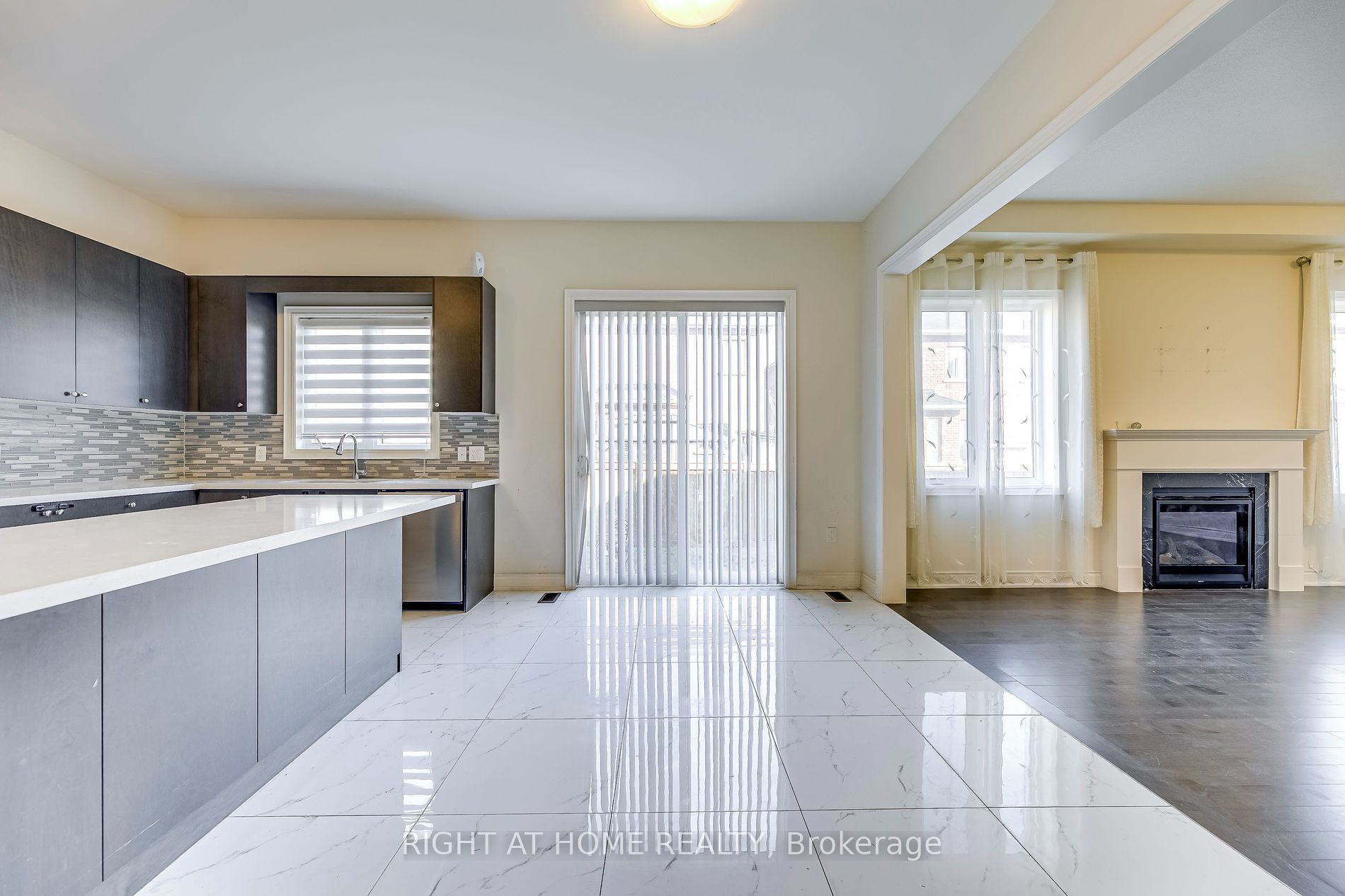 1551 Doran Cres