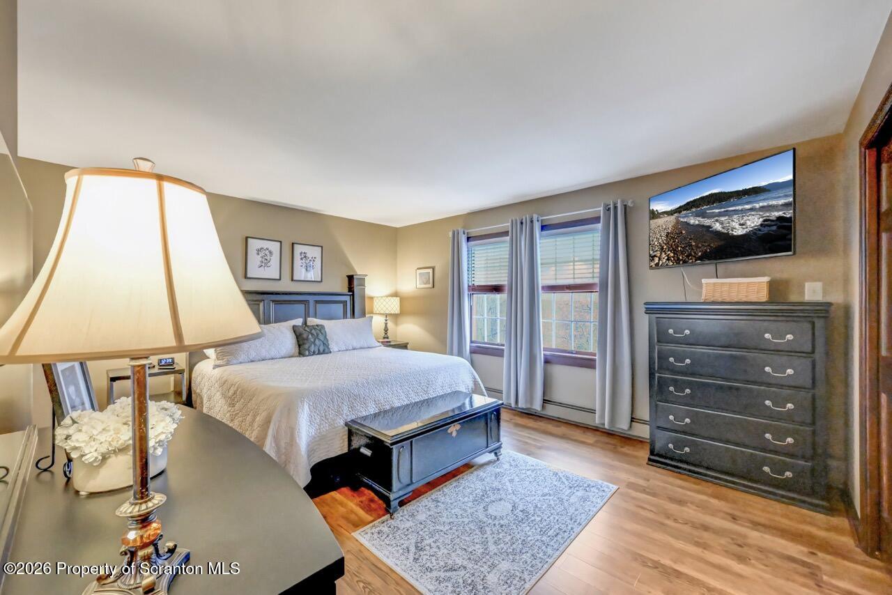 15 Longview Terrace