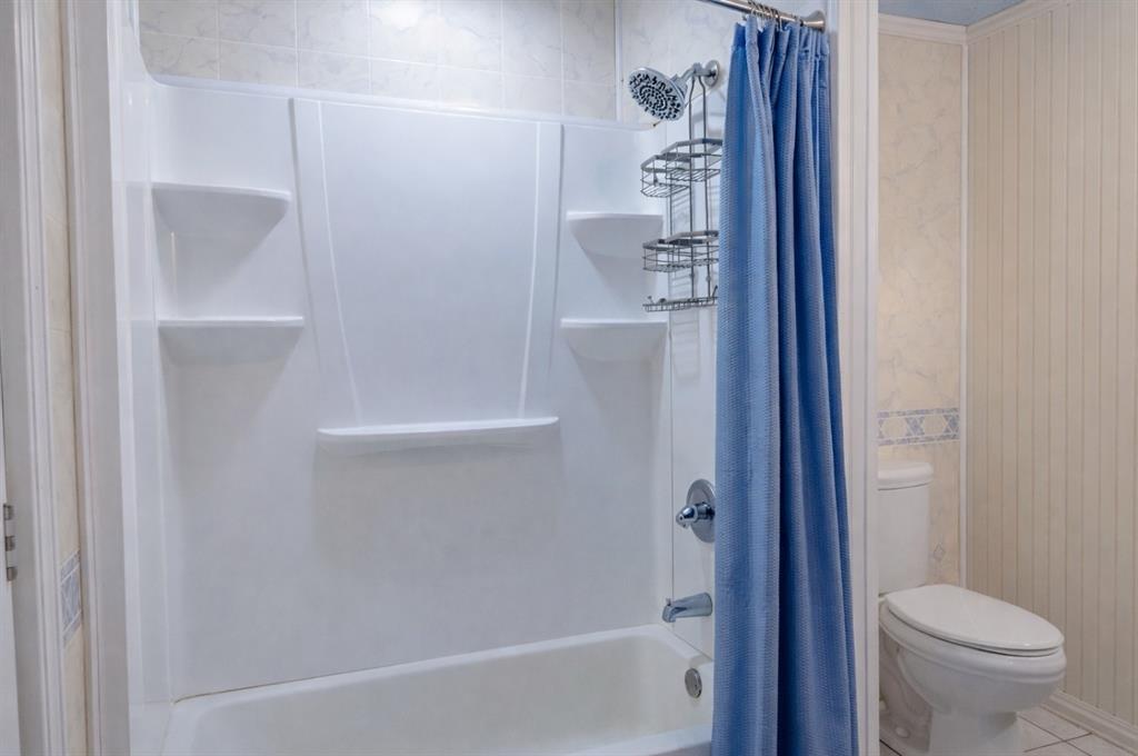 389 Hillcrest Circle