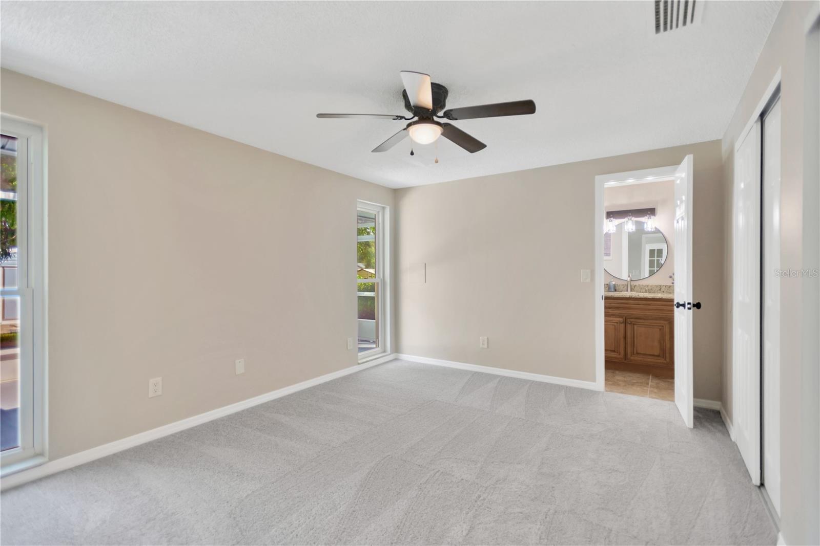 3218 King Charles Circle