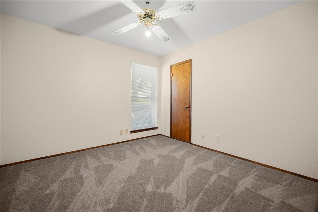 4024 Lynbrook Lane