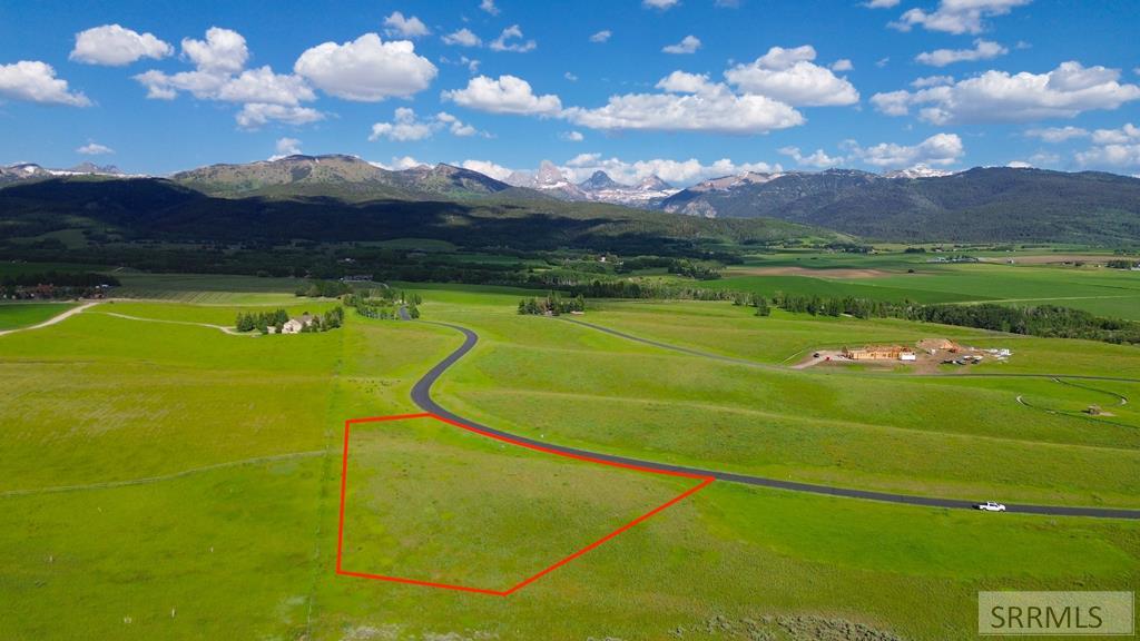 2410 Snow Crest Ranch Drive