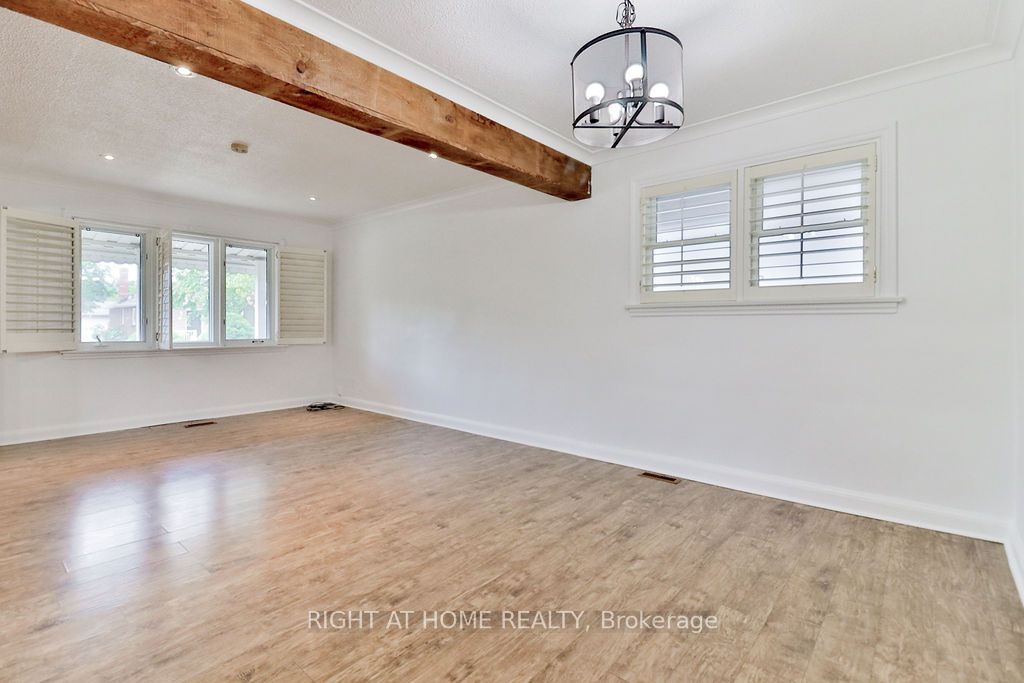 43 Bertram St