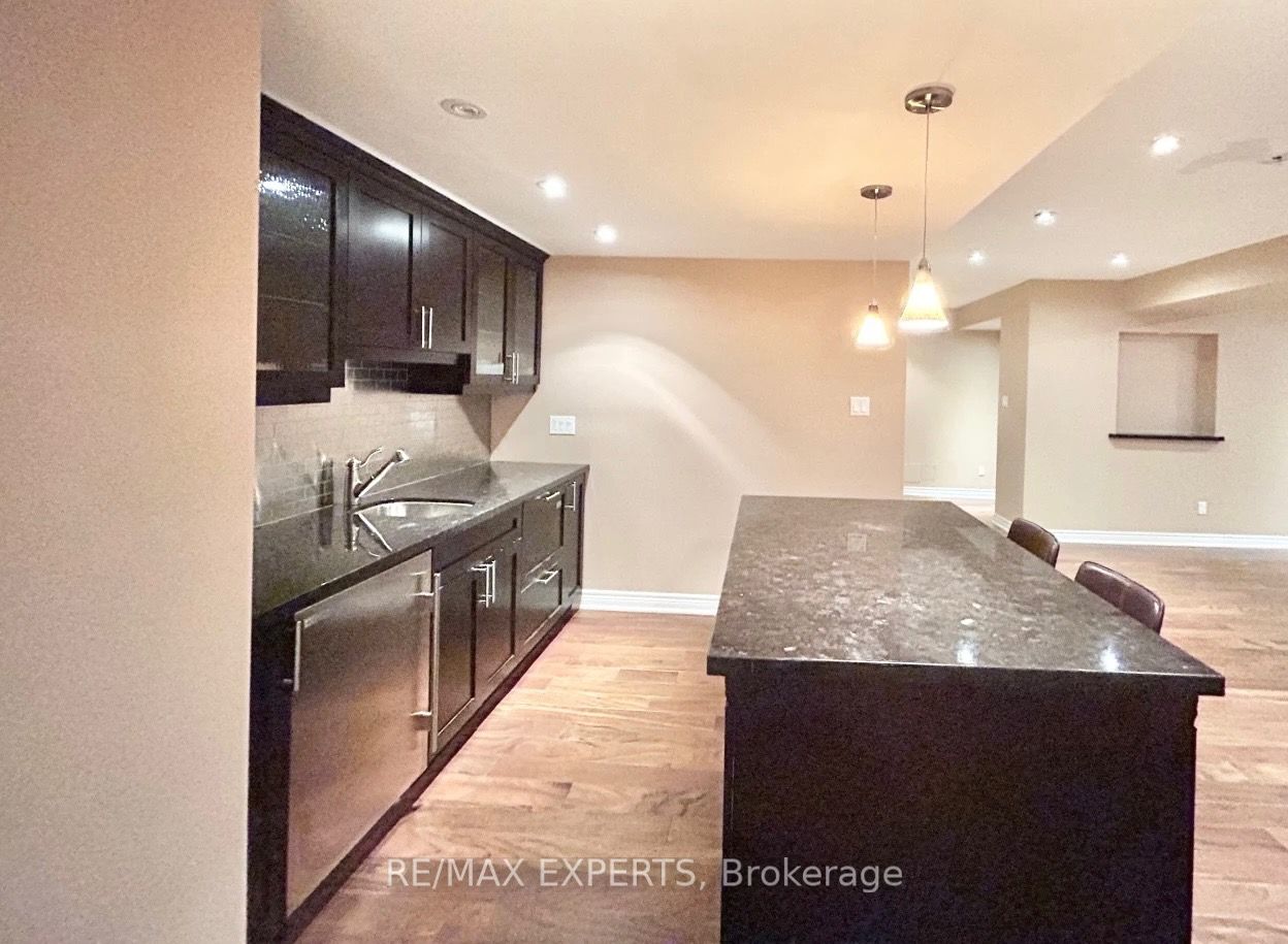 74 Colonel Bertram Rd
