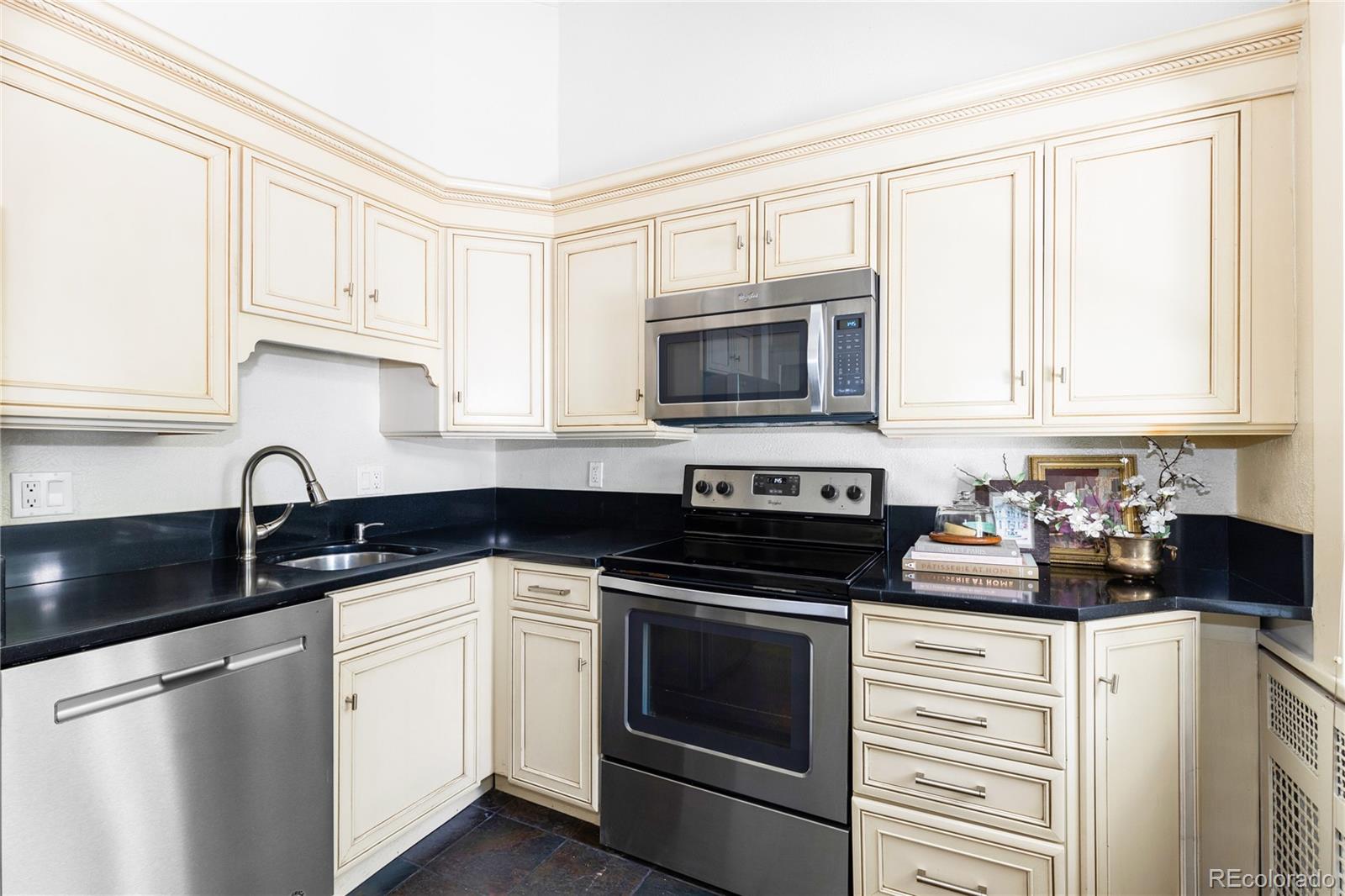 707 N Washington Street B