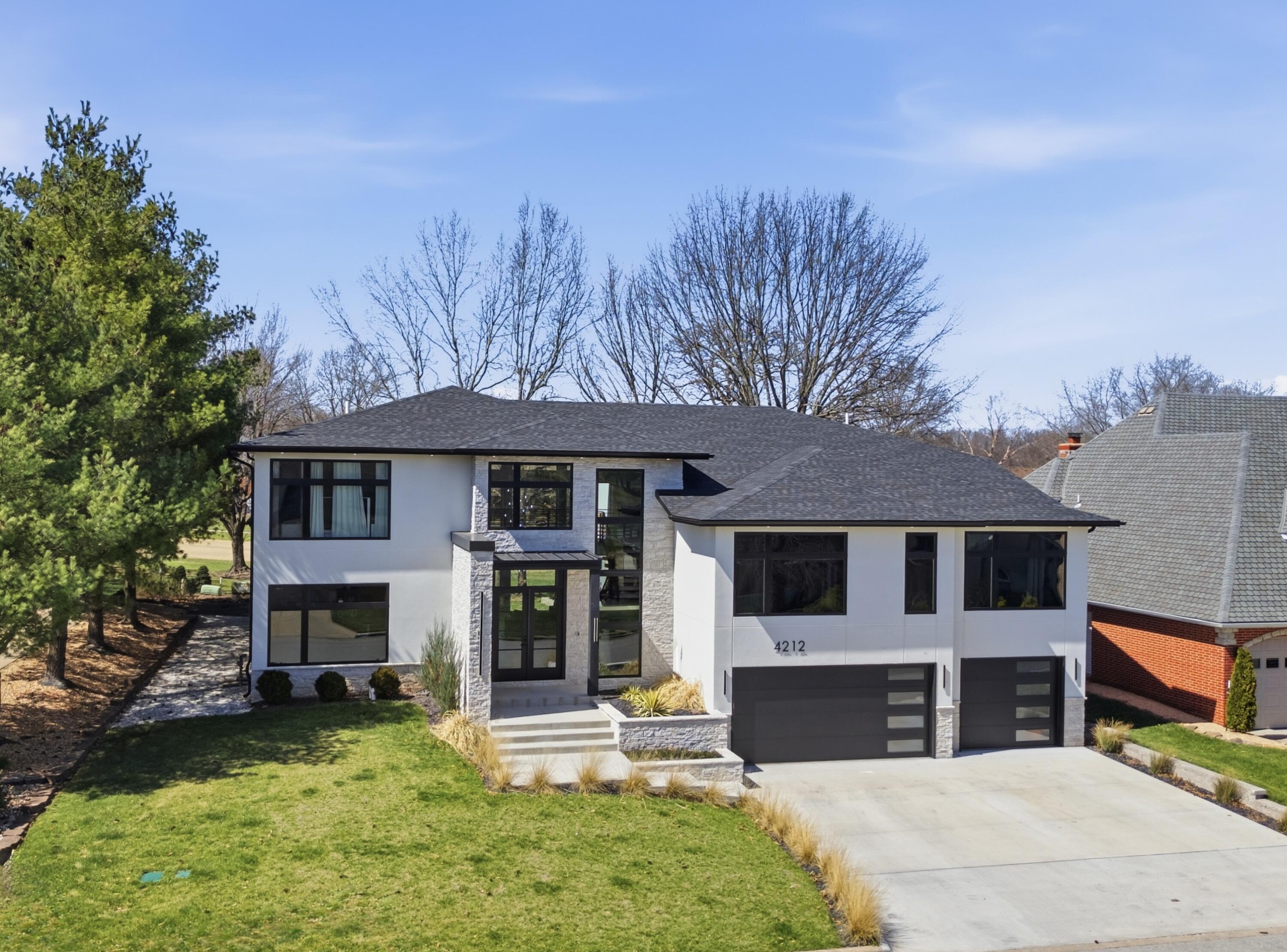 4212 Greenbriar Drive
