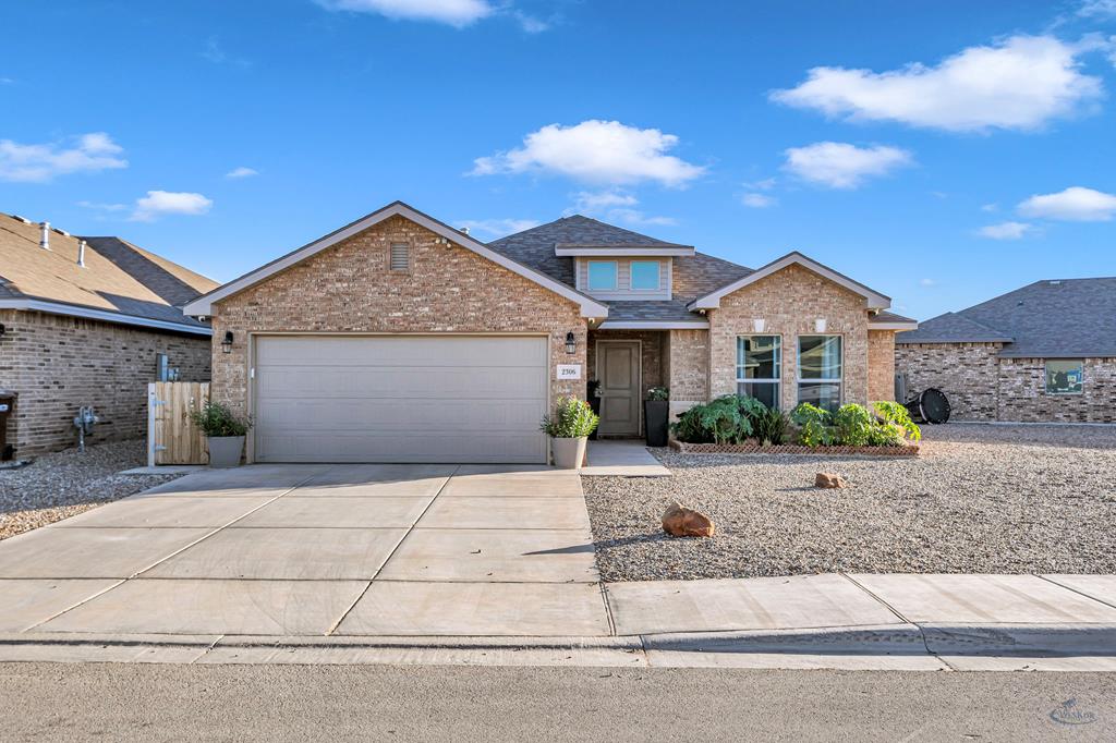 Beautiful 3-bed, 2-bath home with 1,681 sqft, built in 2020 and ready for its new owners! This well-maintained home offers an open layout, great natural light, and low-maintenance curb appeal. Located just minutes from a brand-new elementary school. A perfect blend of comfort, convenience, and modern living—don't miss it!