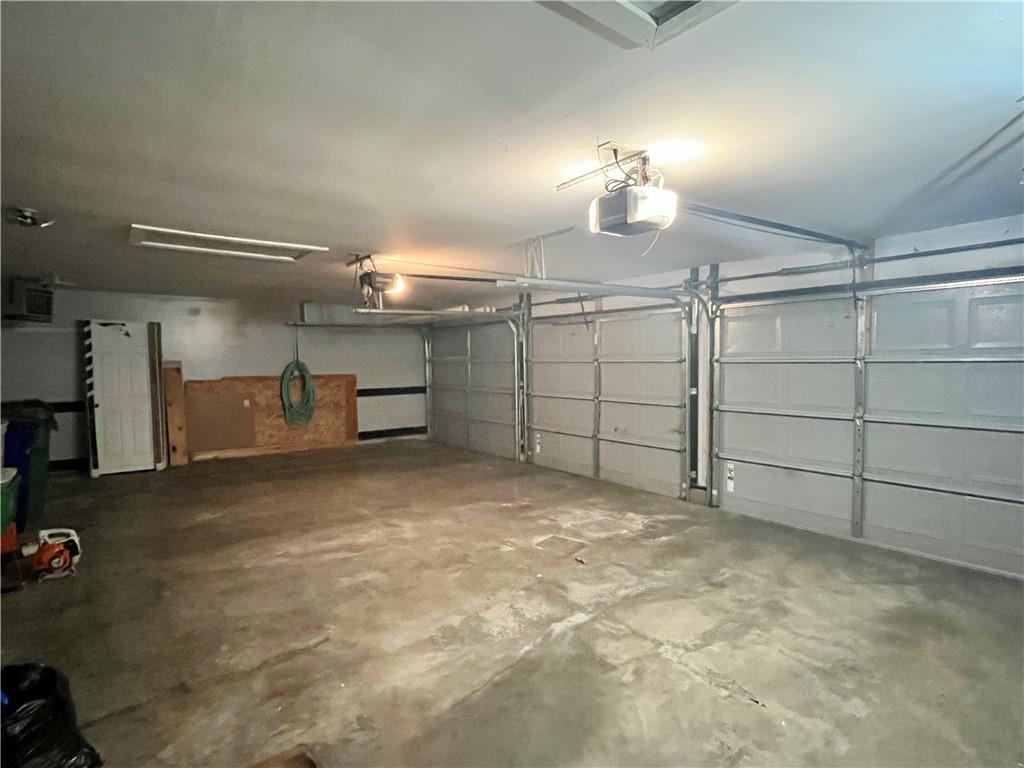 1 N Vine View Street