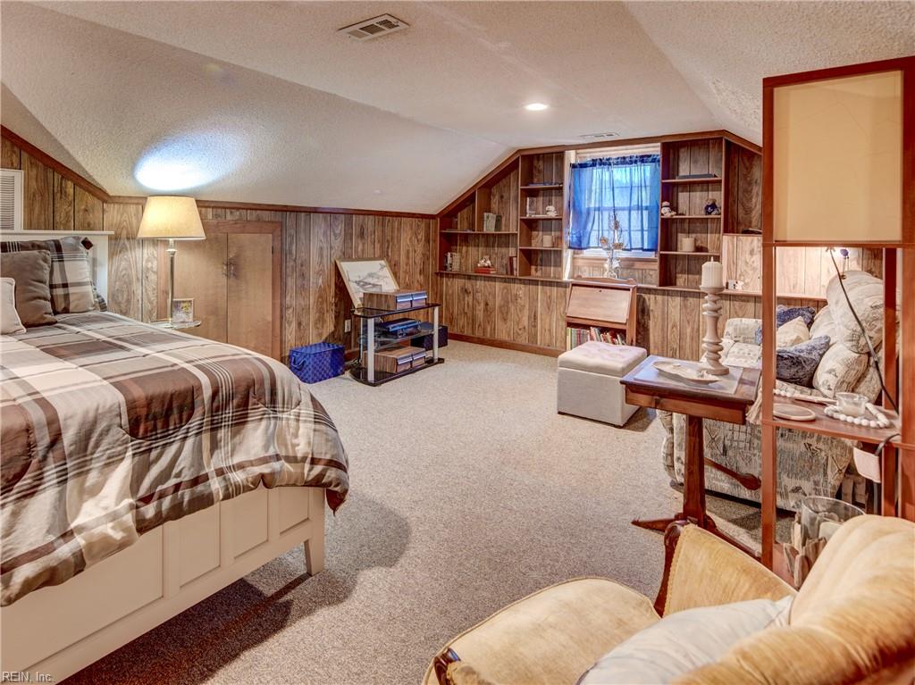 3232 Shadyside Lane