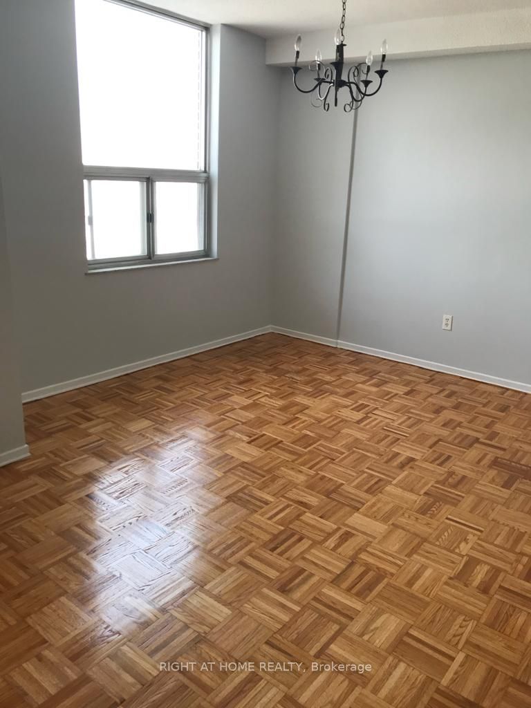 20 Edgecliff Golfway N/A 1403