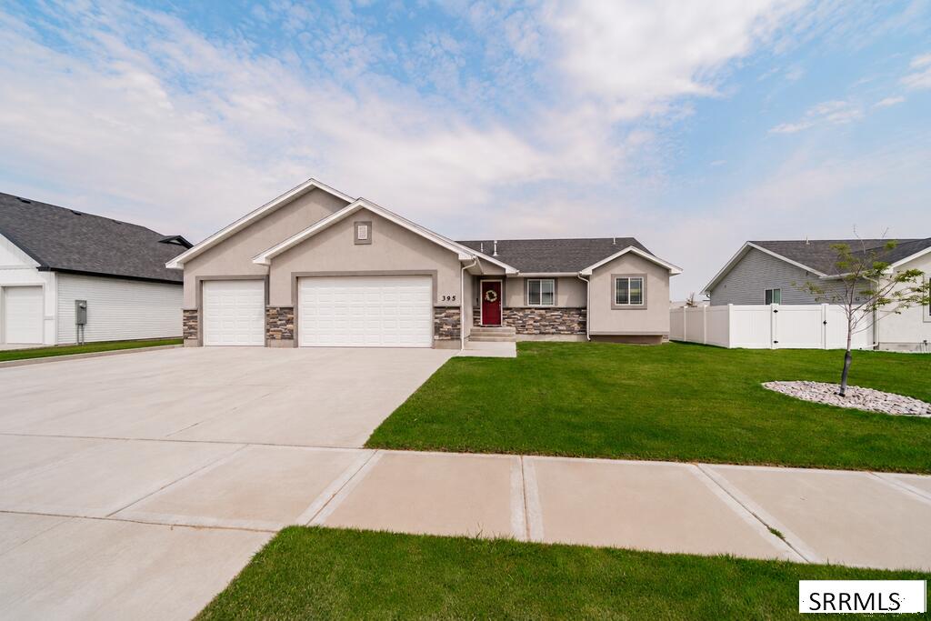 395 Rock Hill Lane