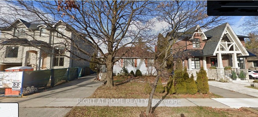 484 Hounslow Ave
