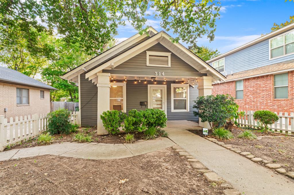 Location & Modern Upgrades at 314 S Lahoma Ave! Discover this newly renovated 4-bedroom, 2-bathroom residence situated in central Norman. Positioned just 1 minute from Downtown Norman, 2 minutes from the OU Campus, and 4 minutes from Campus Corner, this property offers unmatched proximity to local amenities and transportation corridors. The interior features an open kitchen layout featuring brand-new cabinetry, granite countertops, fresh paint, modern light fixtures, and durable updated flooring. The primary bedroom includes a walk-in closet, with expansive storage options continuing into a large, dry basement. Outside, the property includes an oversized backyard with endless potential for outdoor living.