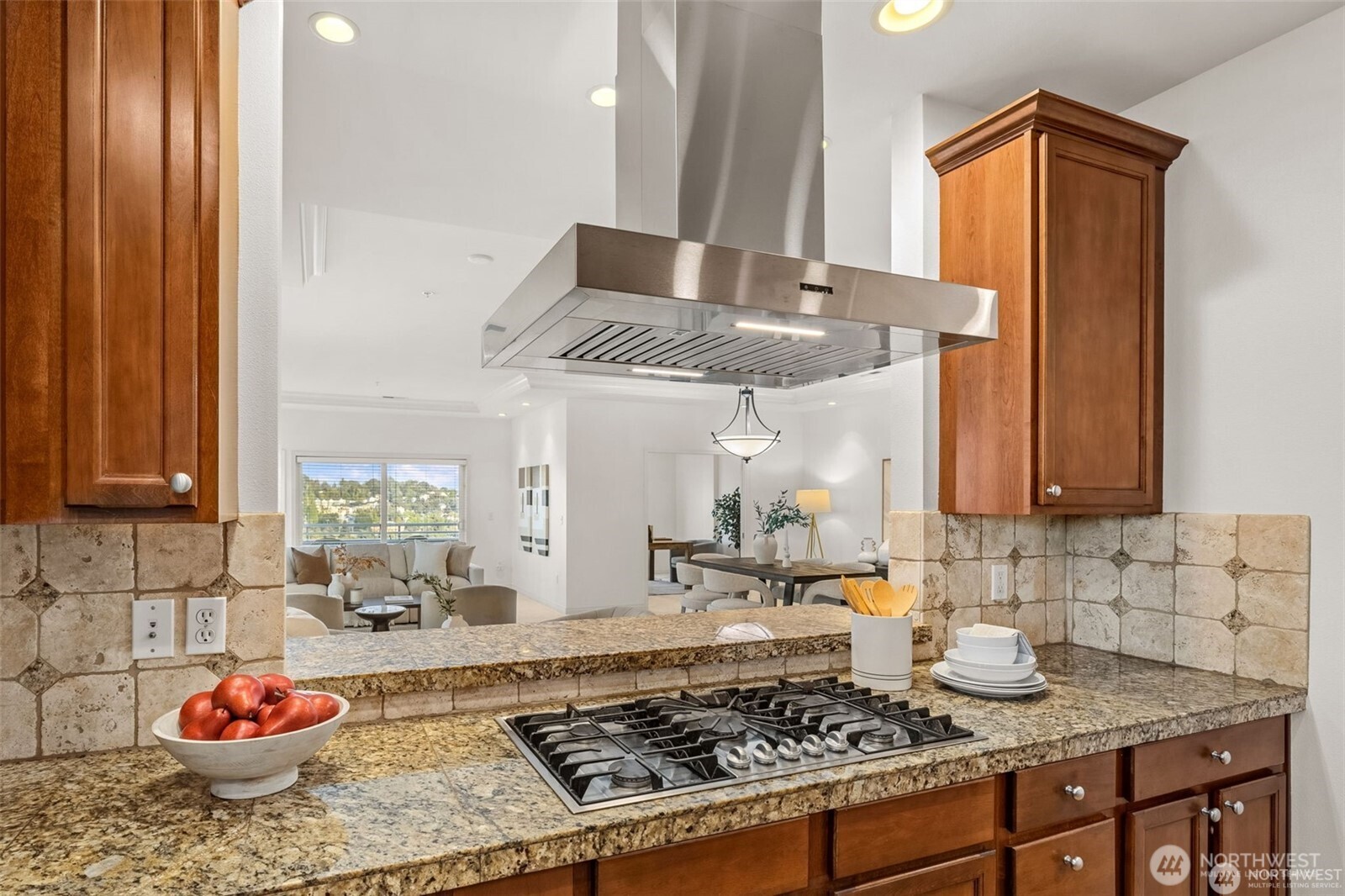 3112 SW Avalon Way 501