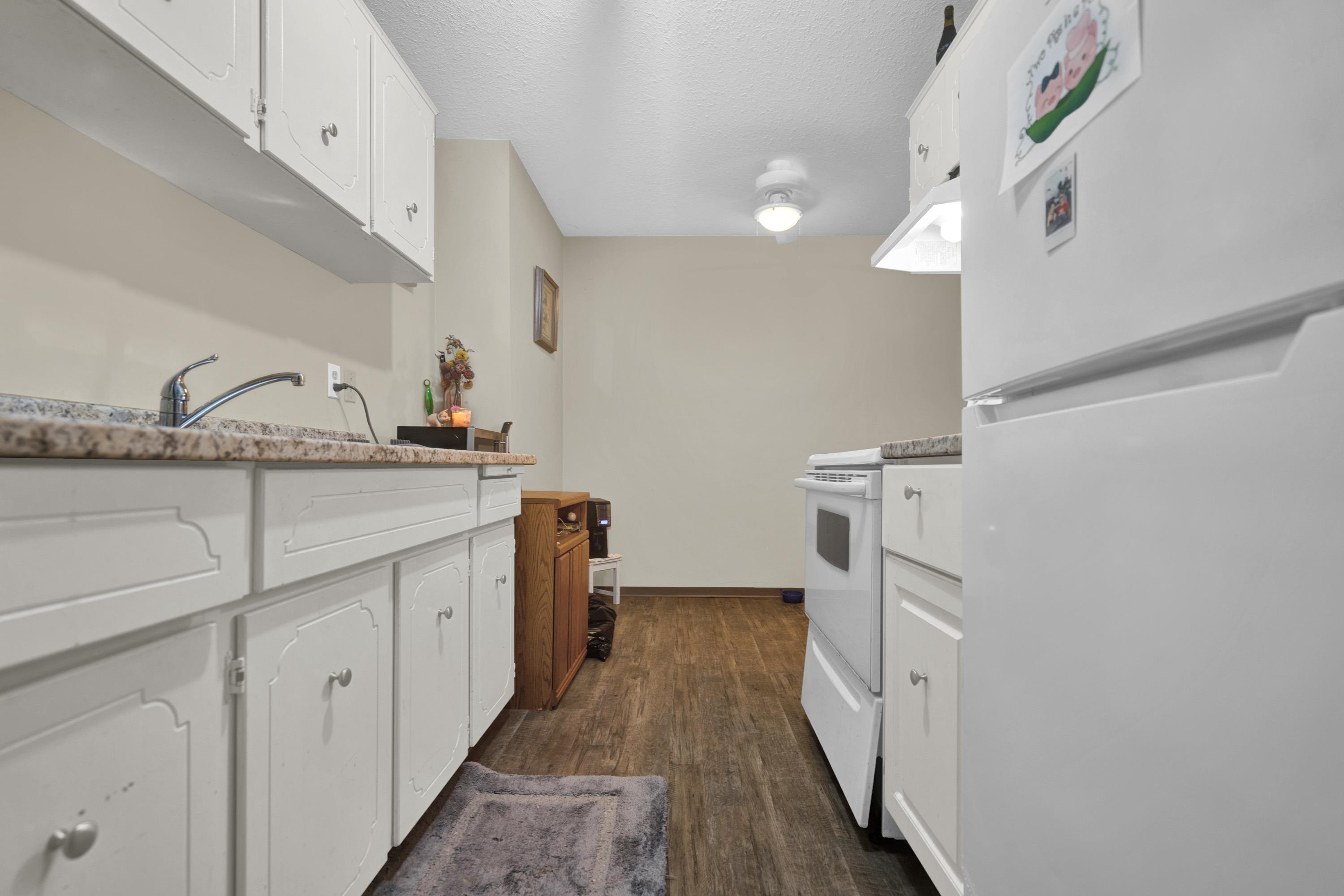 1735 Agassiz-rosedale No 9 Highway 338