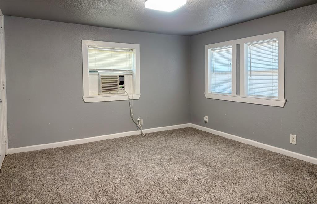 310 W Russell Street