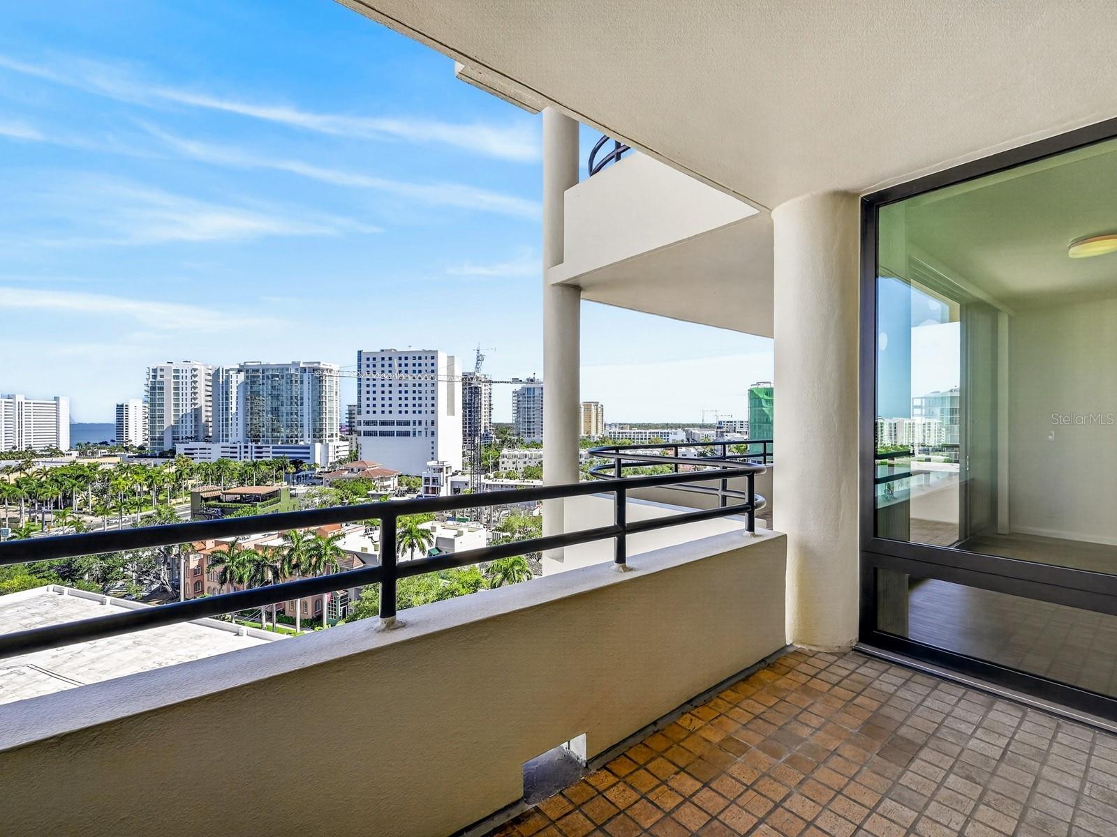 1255 N Gulfstream Avenue 1101