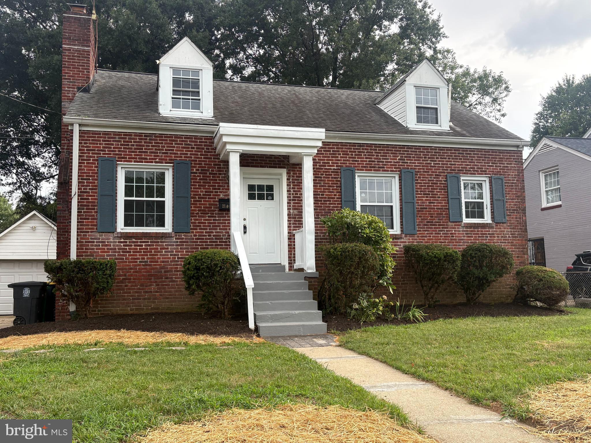 2105 Amherst Road