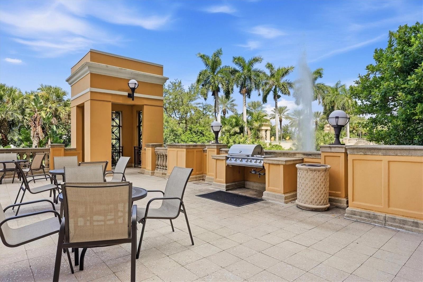 750 N Tamiami Trail 517