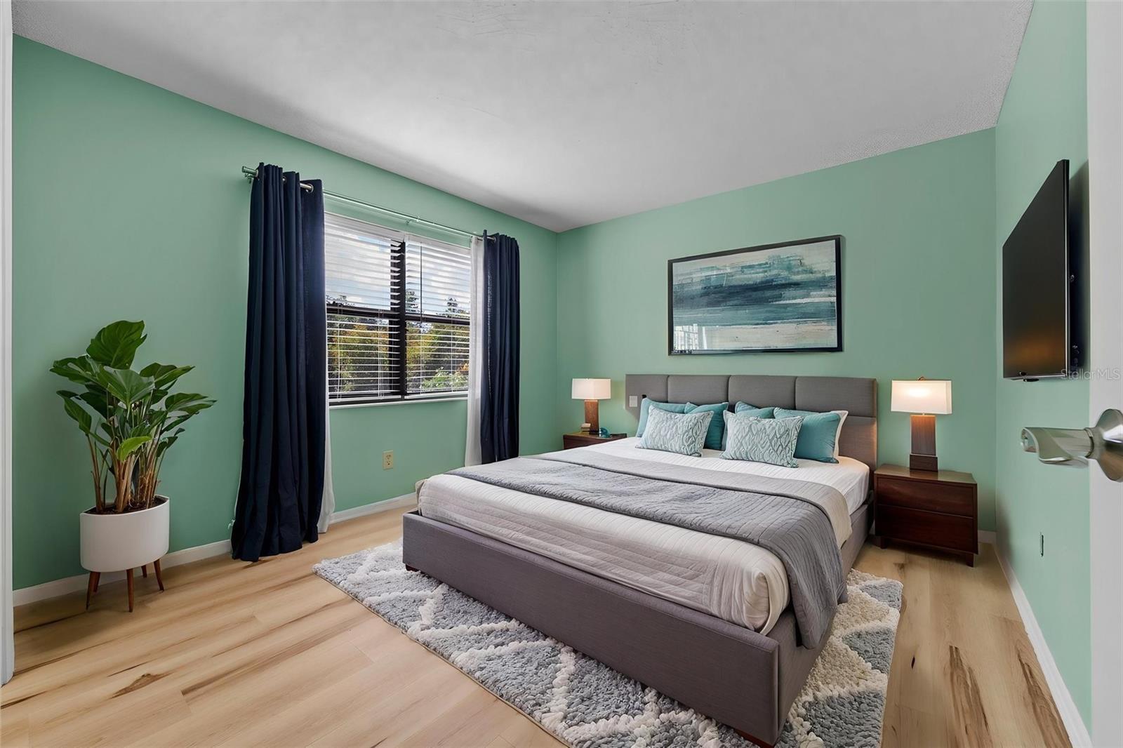 6061 Fairway Lane 1411