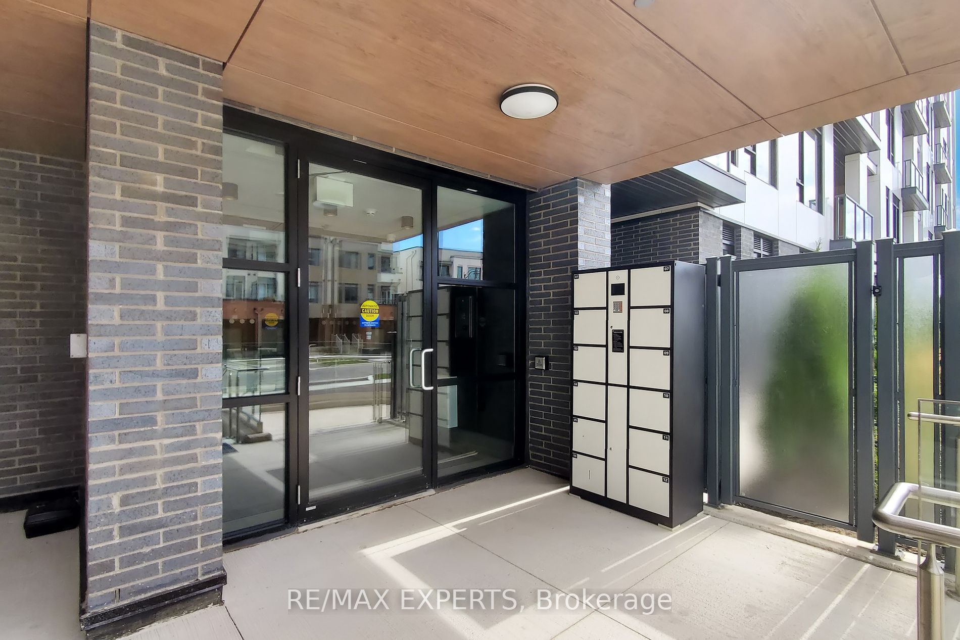 1440 Clarriage Crt 106