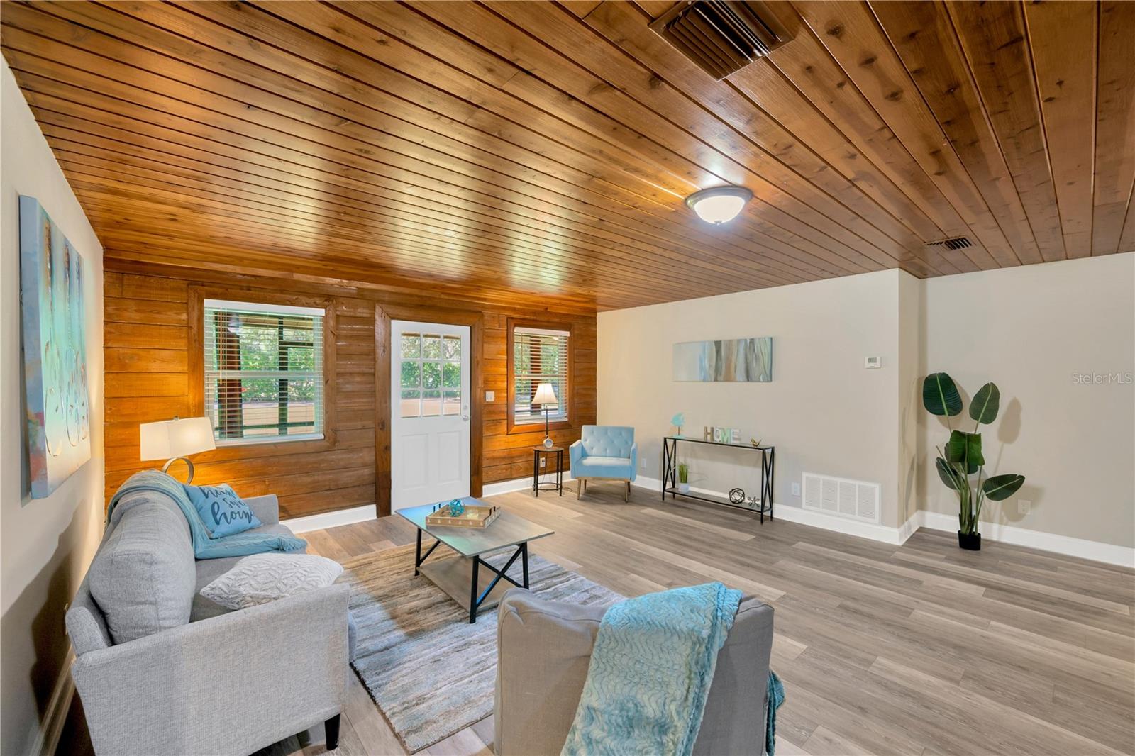 4221 Brackwood Road