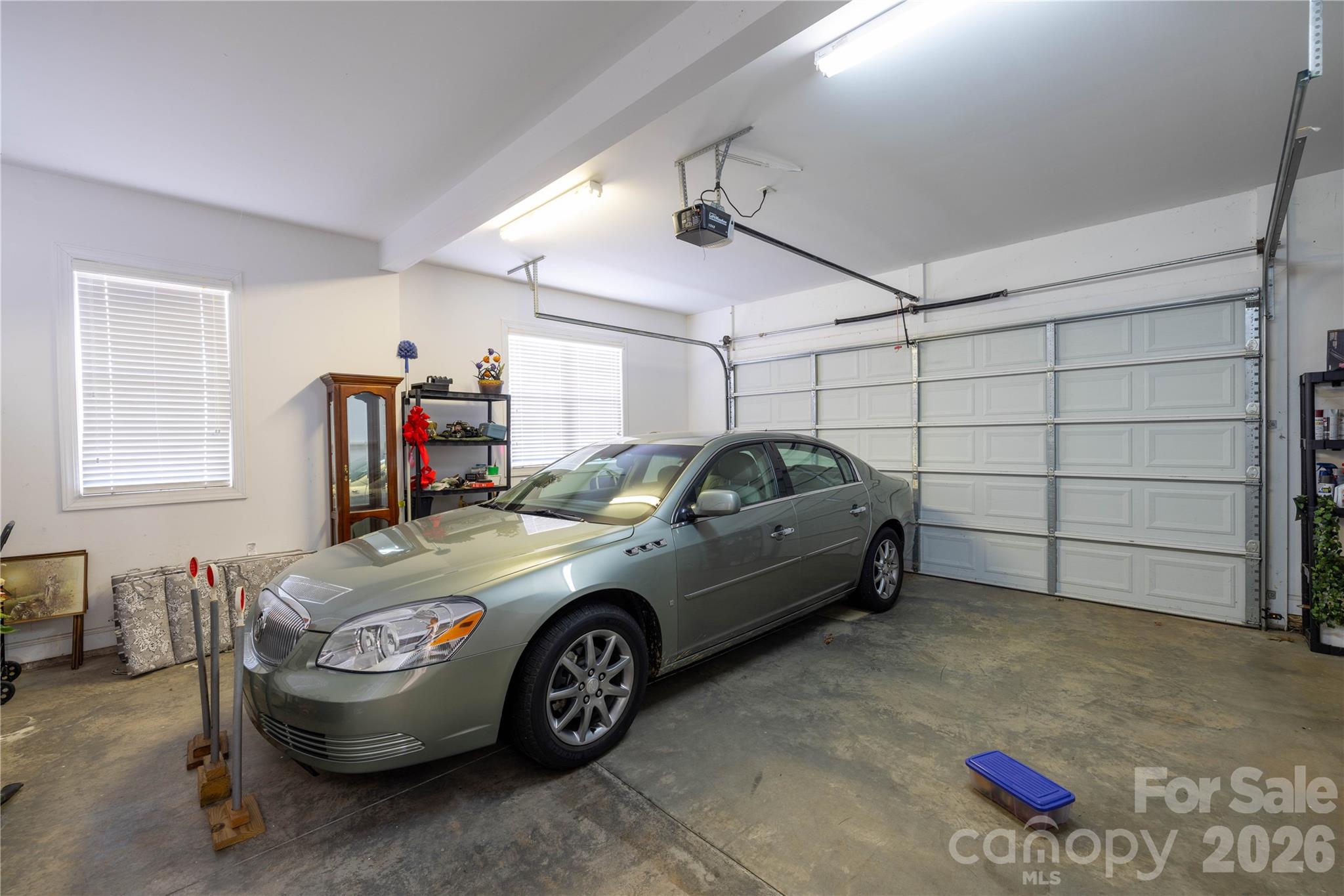 10806 Willow Oak Road