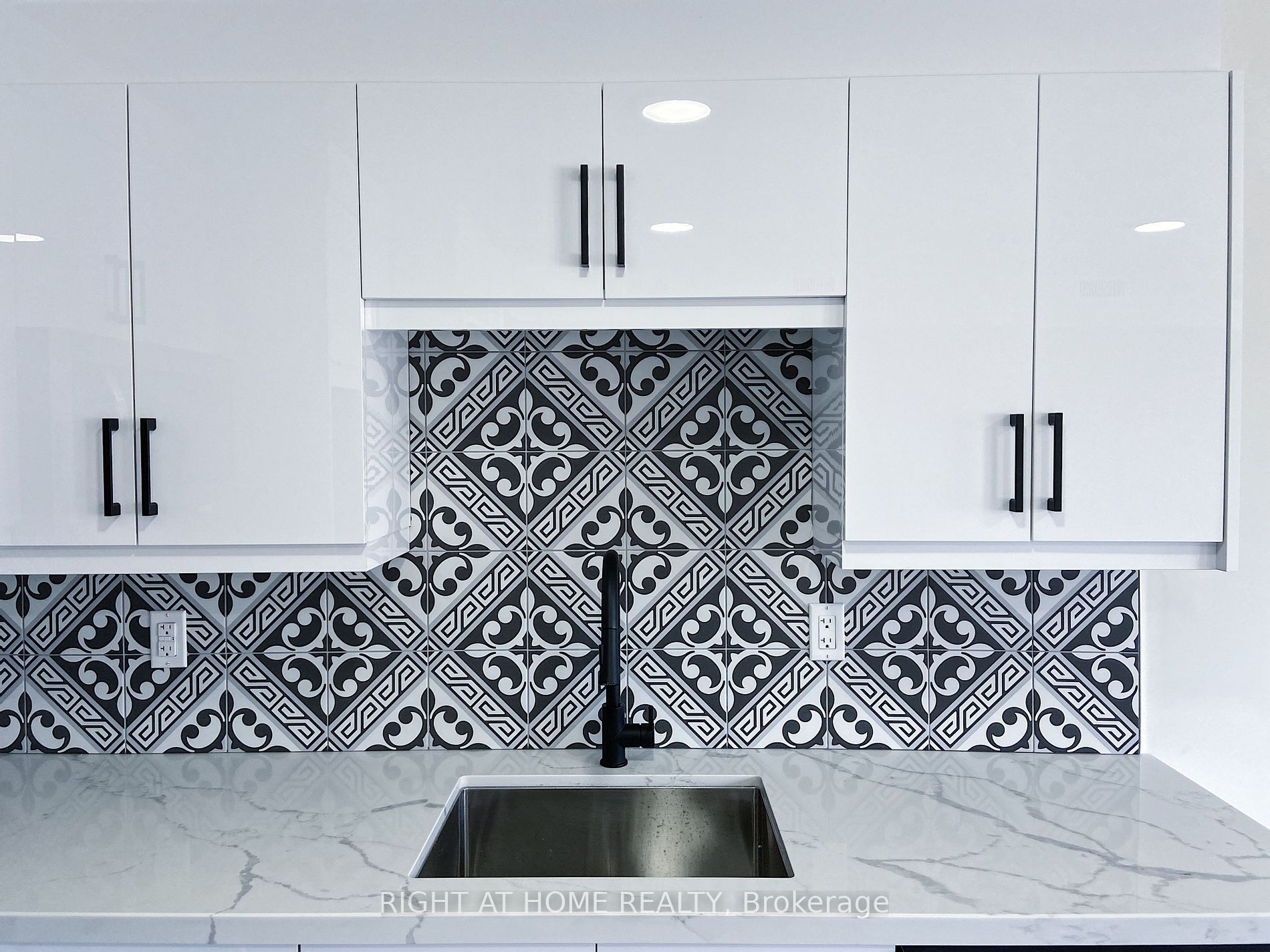 1258 Broadview Ave 2