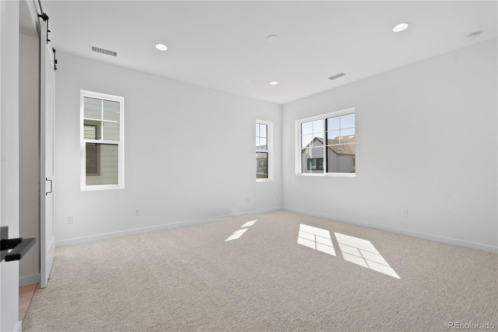 8892 Springsong Lane