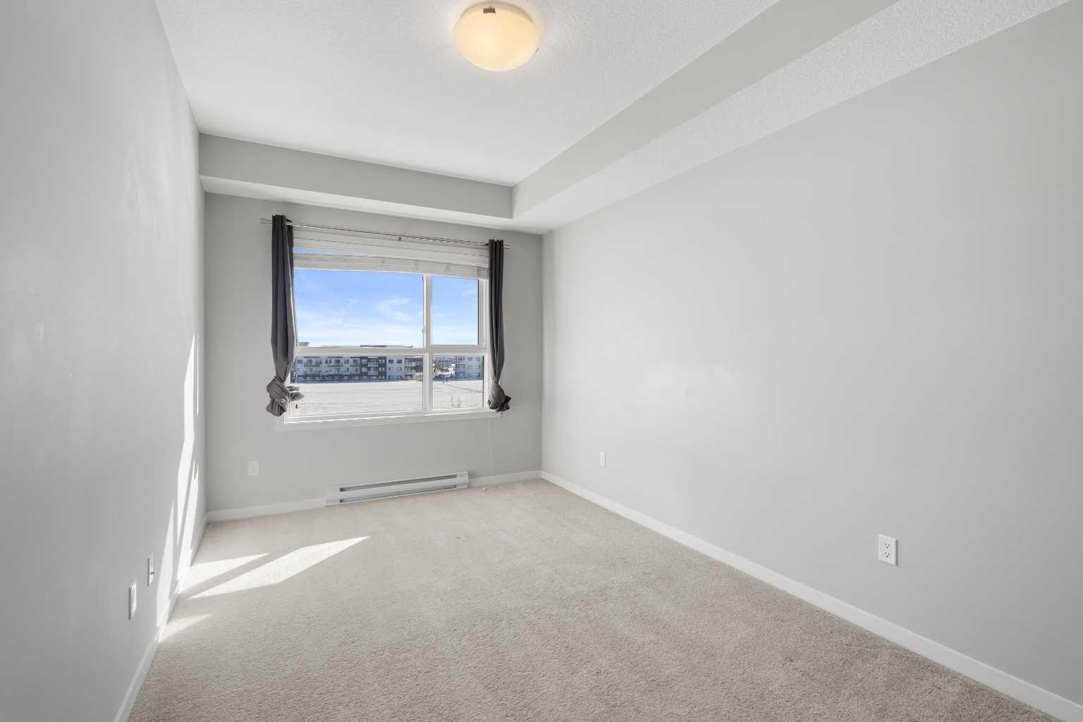 20 Seton Park SE 305