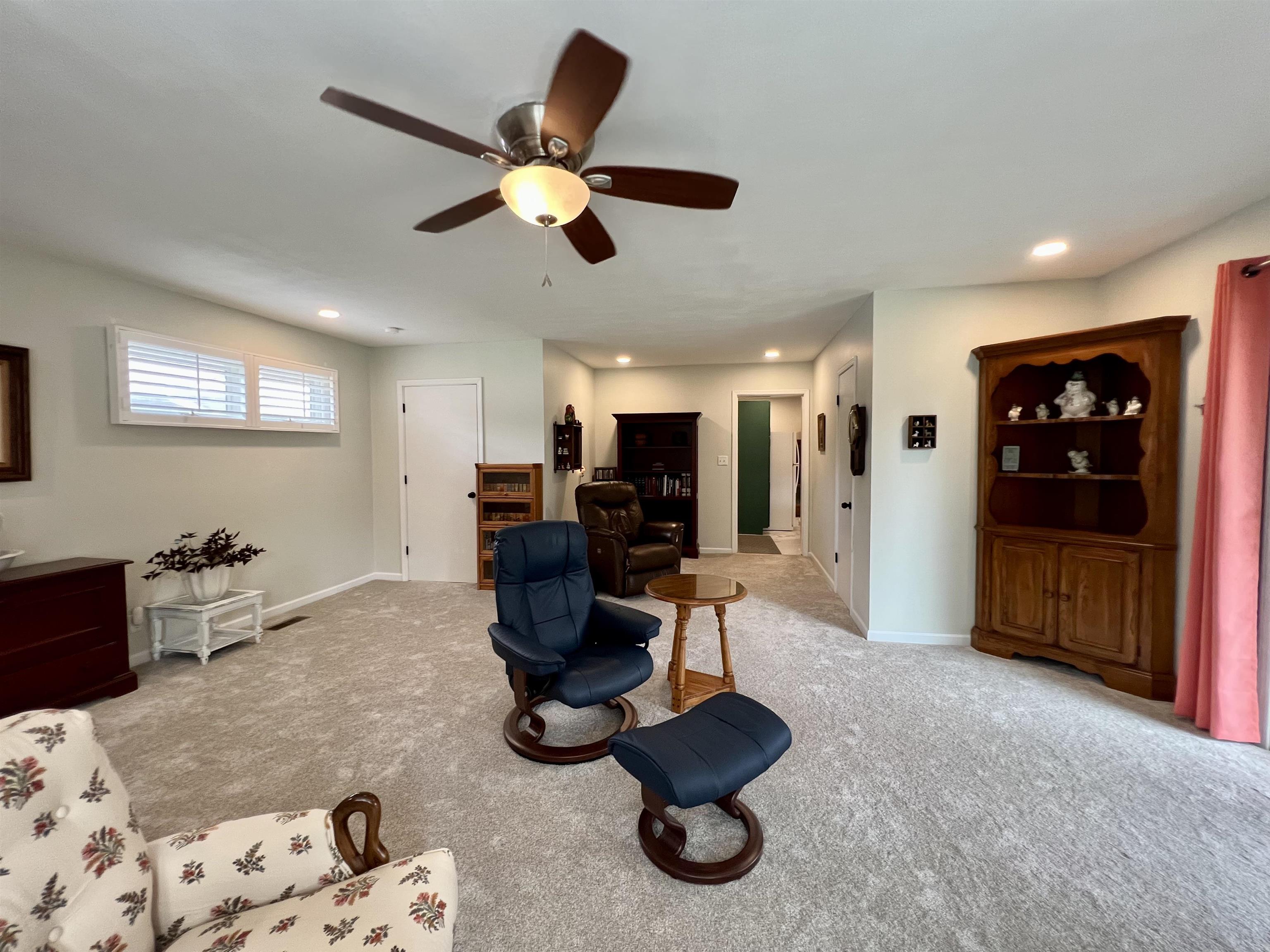 261 Greenway