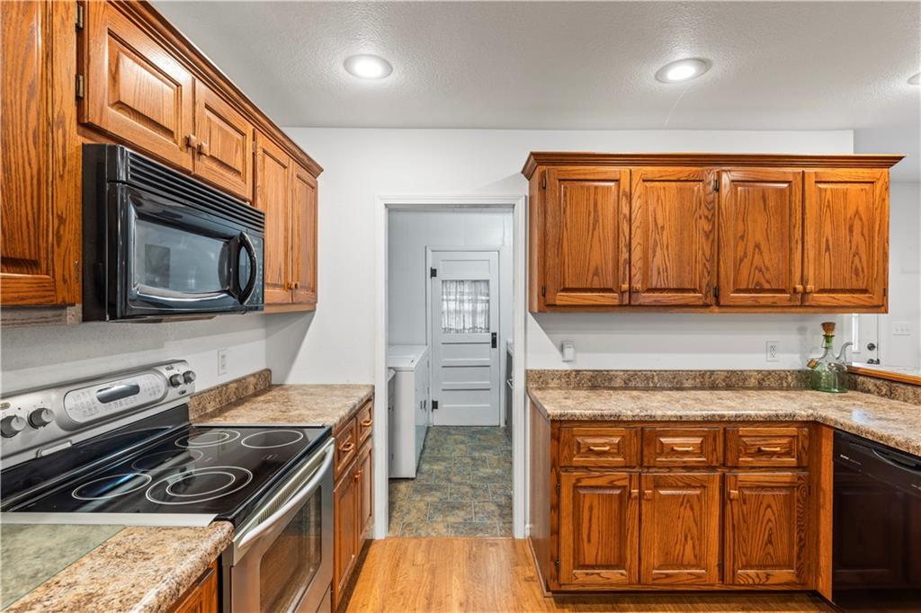 23158 Highway T N/A