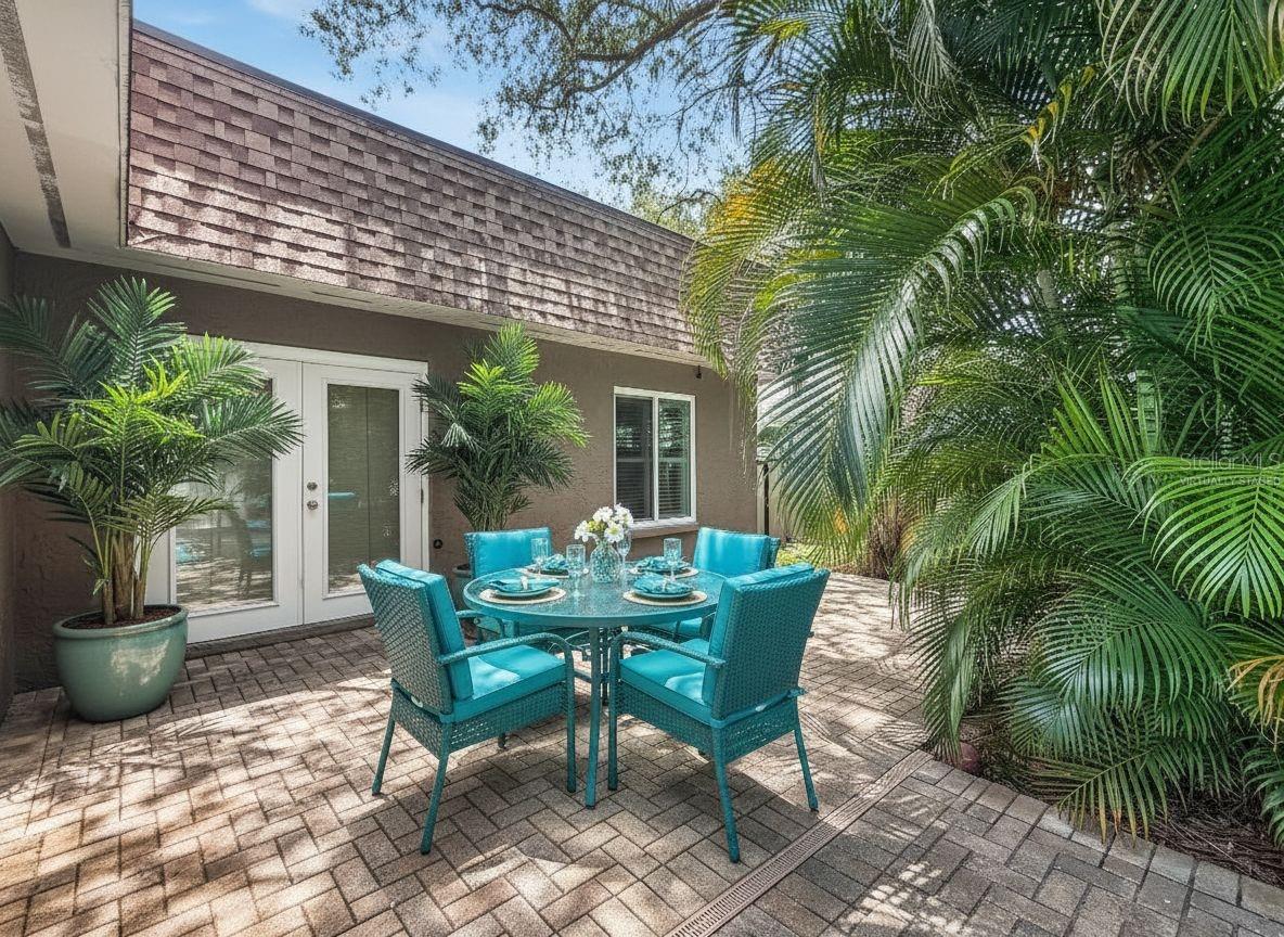 1011 Winding Oaks Drive