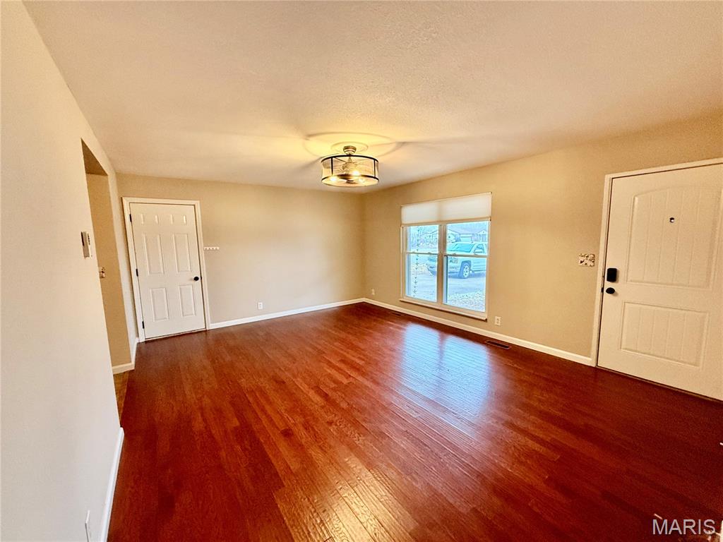 101 Meadowbrook Drive