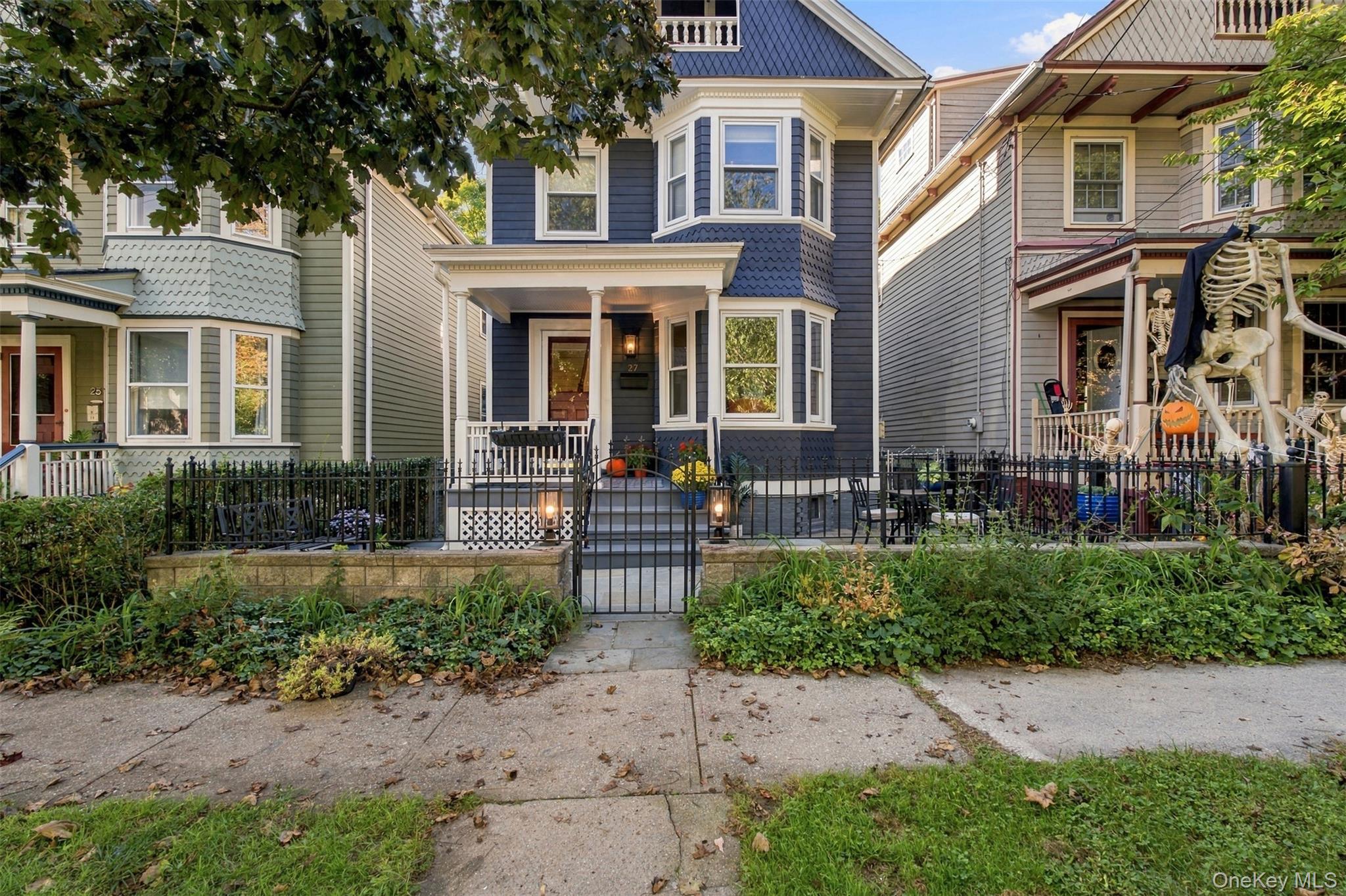 27 N Dutcher Street