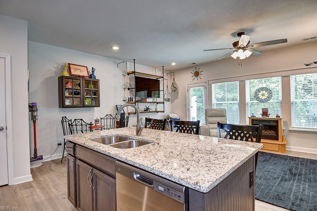 1002 Opal Street 103