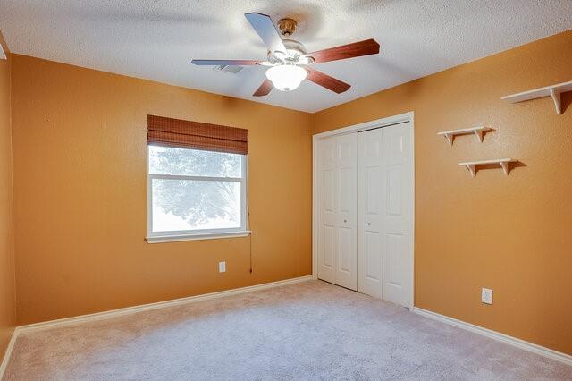 807 Rolling View Court
