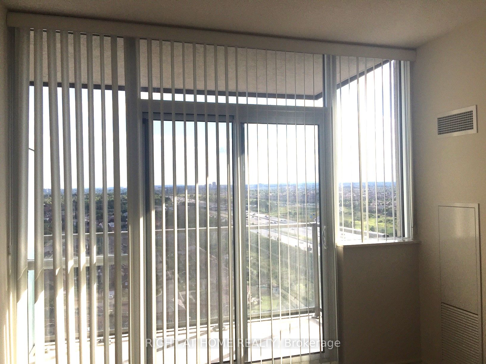 339 W Rathburn Rd 2011