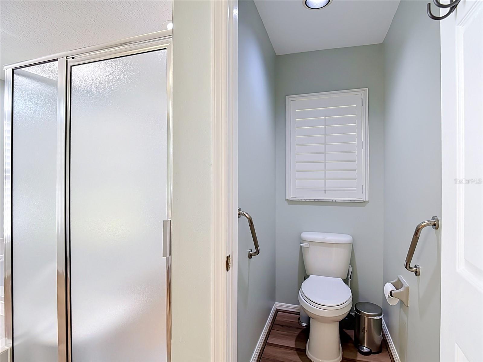 2102 Laindale Place