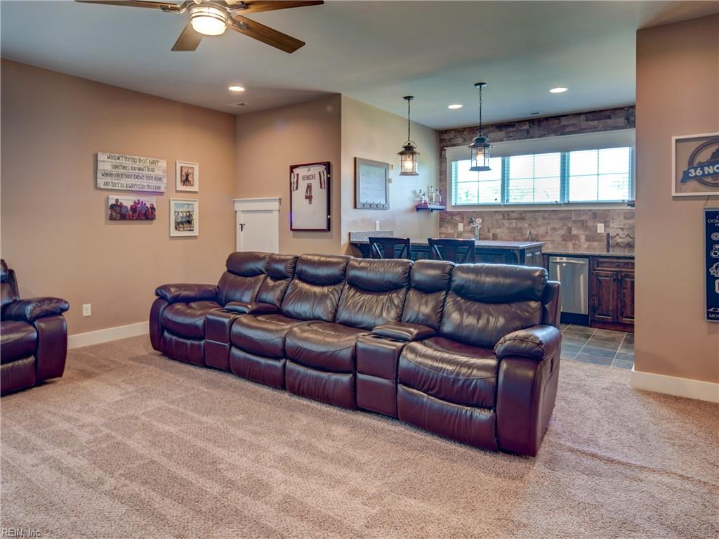 113 Commanders Cove