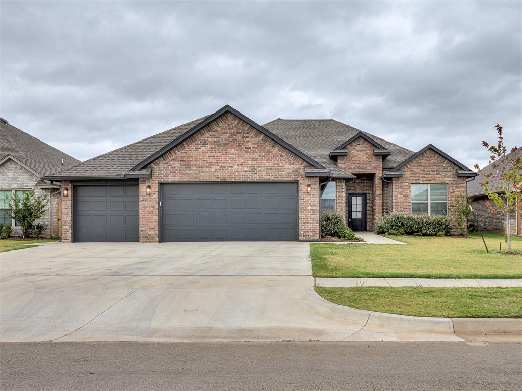 Welcome to 2913 Summit Hollow Circle in Norman! This 3-bedroom, 3.5-bathroom home offers 2,122 square feet of living space, a 3-car garage, and a dedicated study. The well-designed floor plan provides comfortable living areas with plenty of room for everyday living and entertaining. The bedrooms feature large walk-in closets, providing excellent storage space. With its spacious layout and desirable 3-car garage, this home offers both functionality and convenience. Schedule your private showing today!