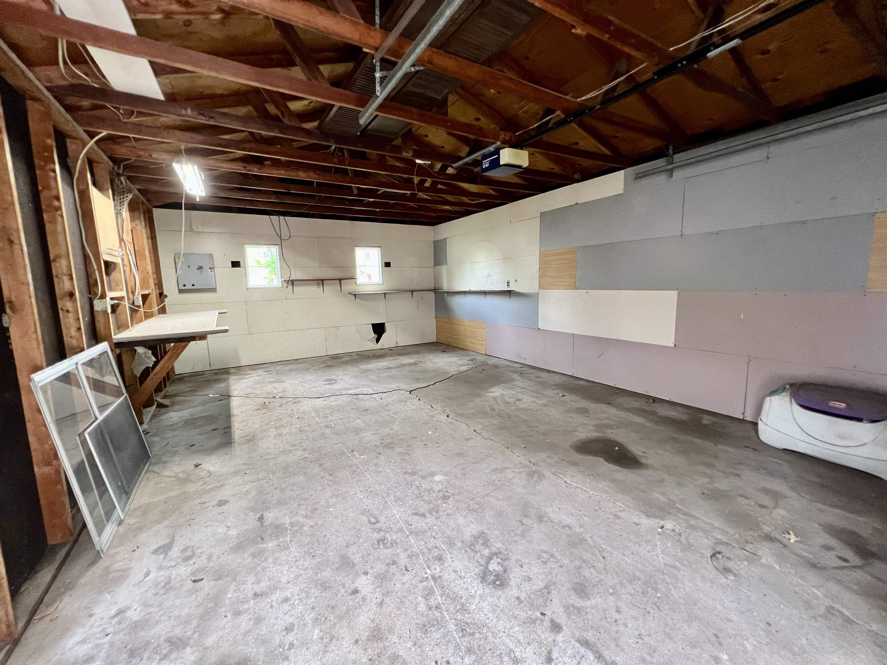 1118 N B