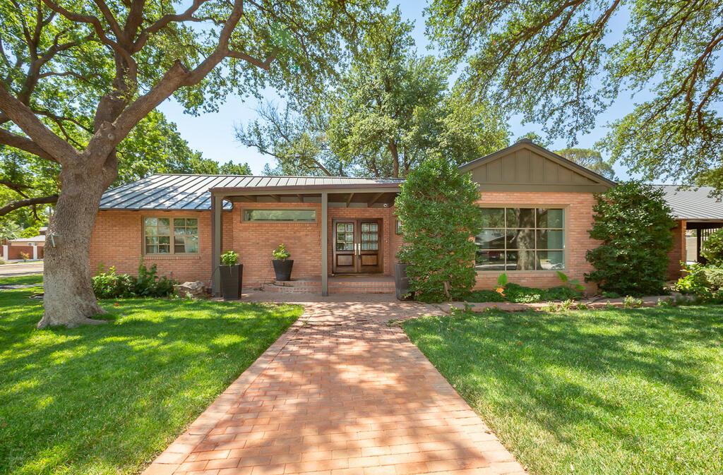 Complete renovation in the heart of Old Midland, by Dawson Custom Homes. This beautifully updated home features a brand-new roof, new HVAC system, new kitchen appliances, and stunning new countertops throughout. The spacious owner's suite has been transformed into a luxurious retreat, offering comfort and style. Step outside to your private backyard oasis, complete with a sparkling pool, relaxing hot tub, and low-maintenance turf perfect for entertaining or enjoying year-round.