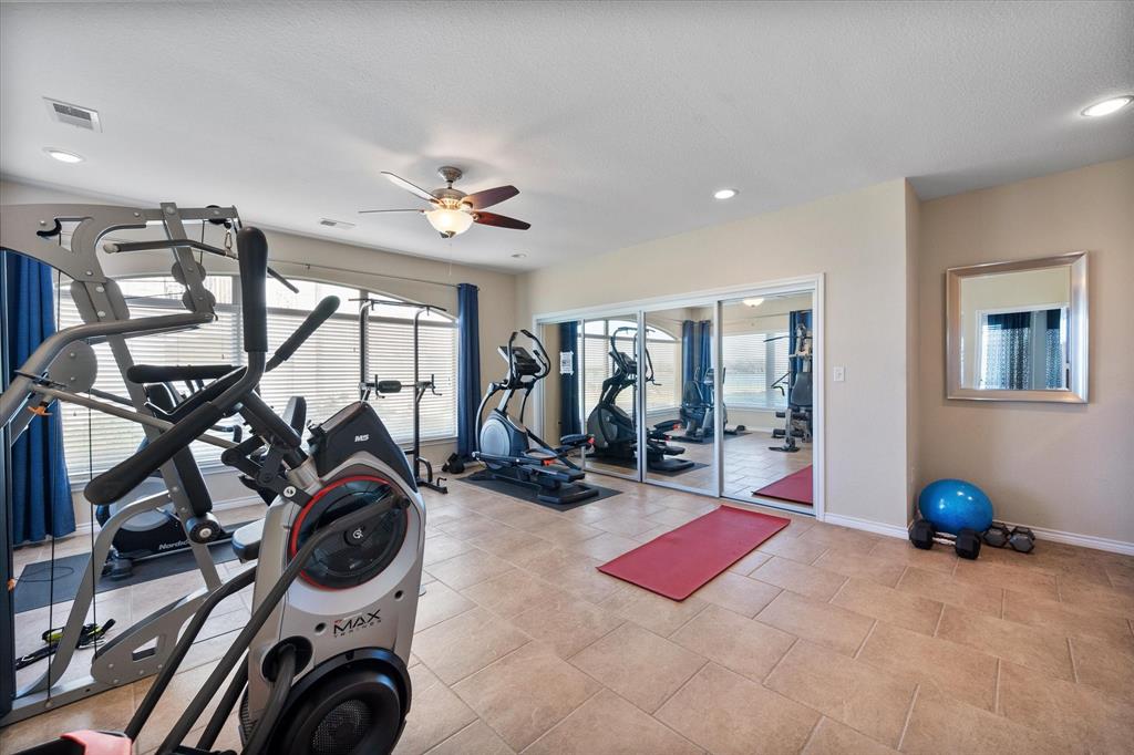 9900 Northshore Boulevard 3408